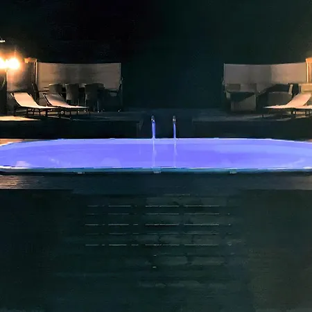 Amazing In Nome With Kitchen *